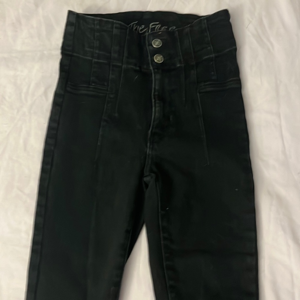 We the Free Jeans, Size 25, high-waisted with cute button top, Black